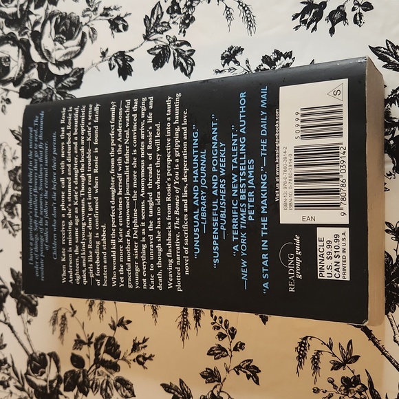 The Bones of you by Debbie Howells m5 - Picture 3 of 8